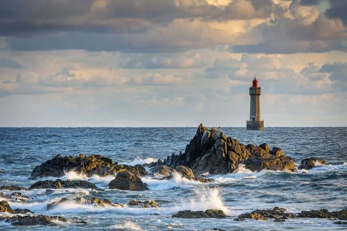RANDONNEE NATURE AU COEUR D'UNE ILE DU PONANT  : OUESSANT