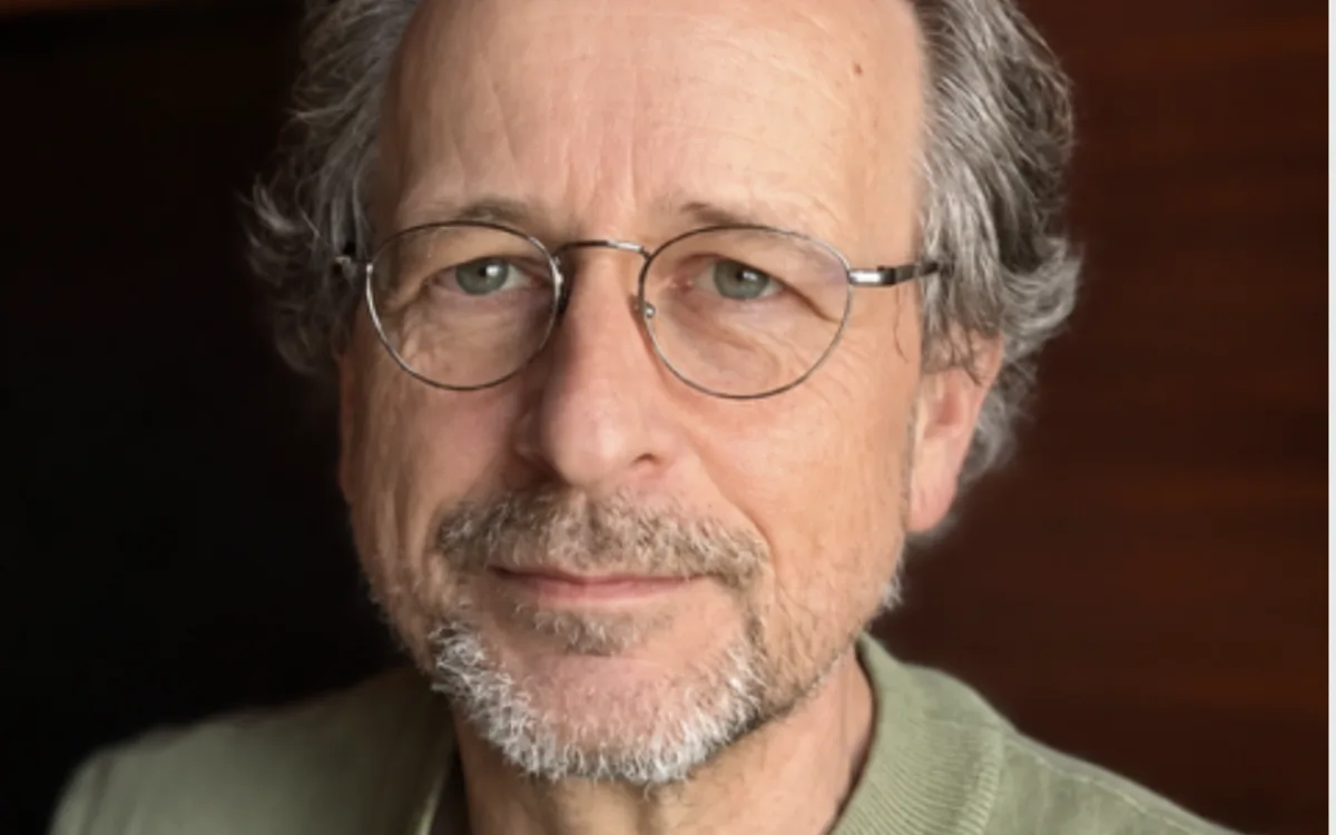 « Le temps d’une image » — Rencontre avec Phil Casoar, journaliste et auteur