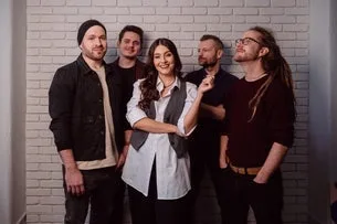 Kateřina Marie Tichá and Bandjeez