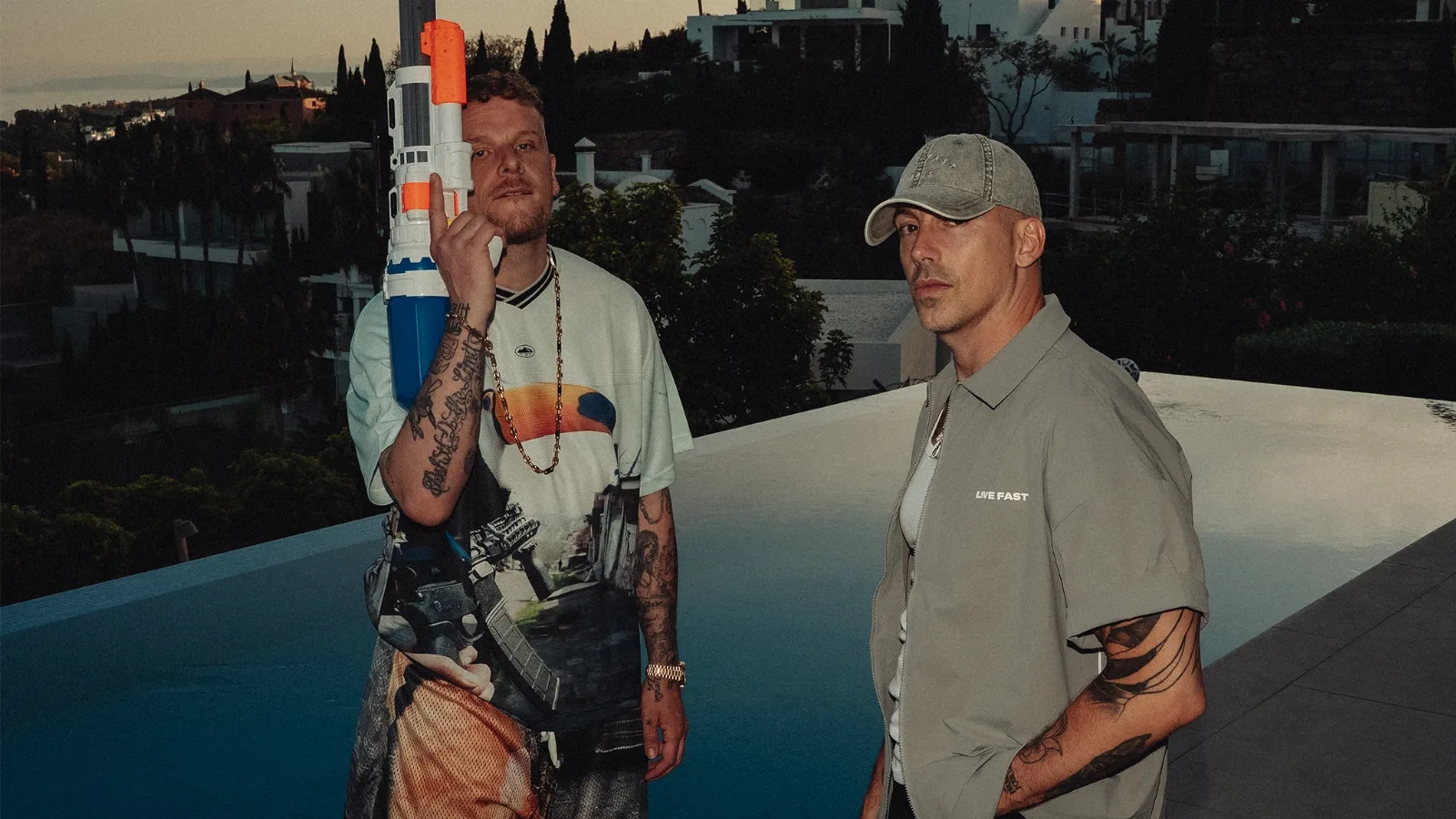 BONEZ MC & RAF CAMORA - 10 JAHRE PALMEN AUS PLASTIK TOUR