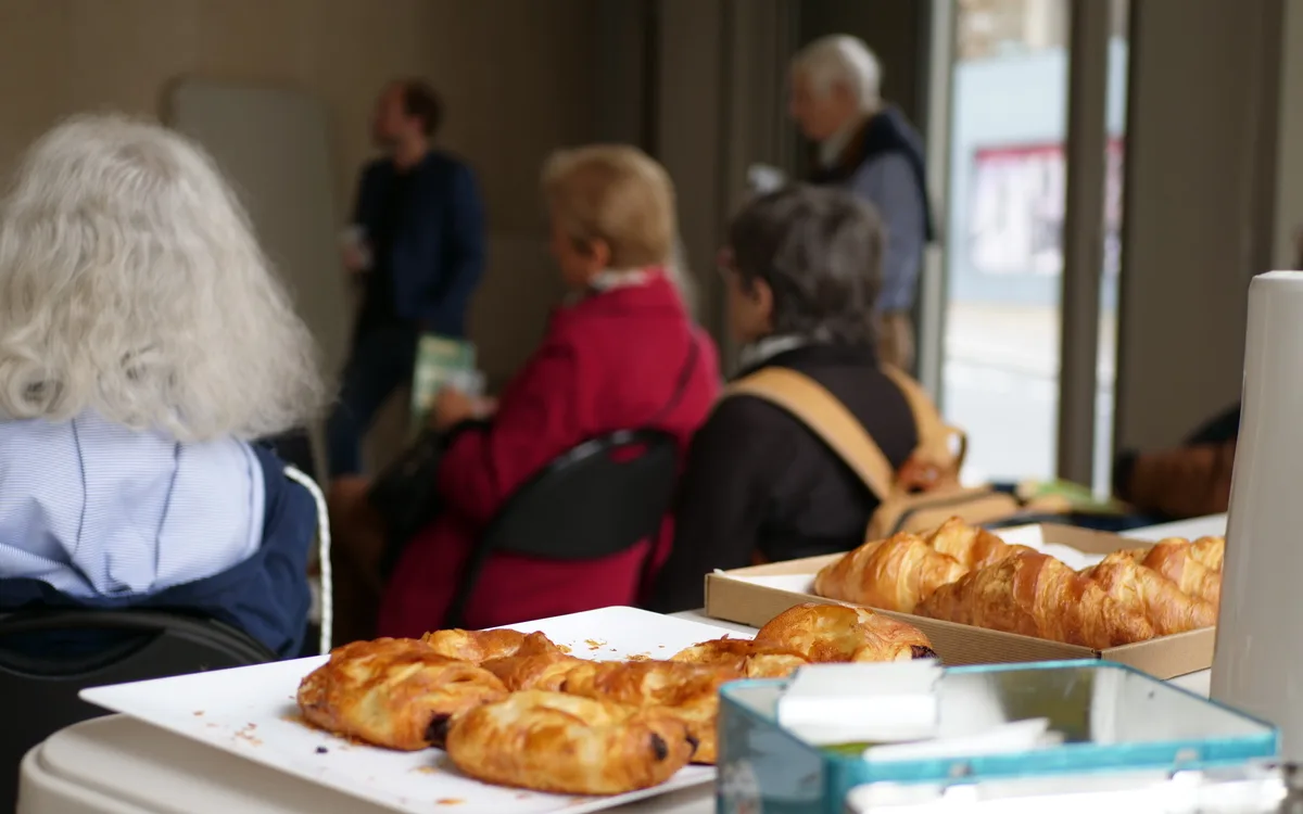 Café des voisins au Pavillon de la Sirène