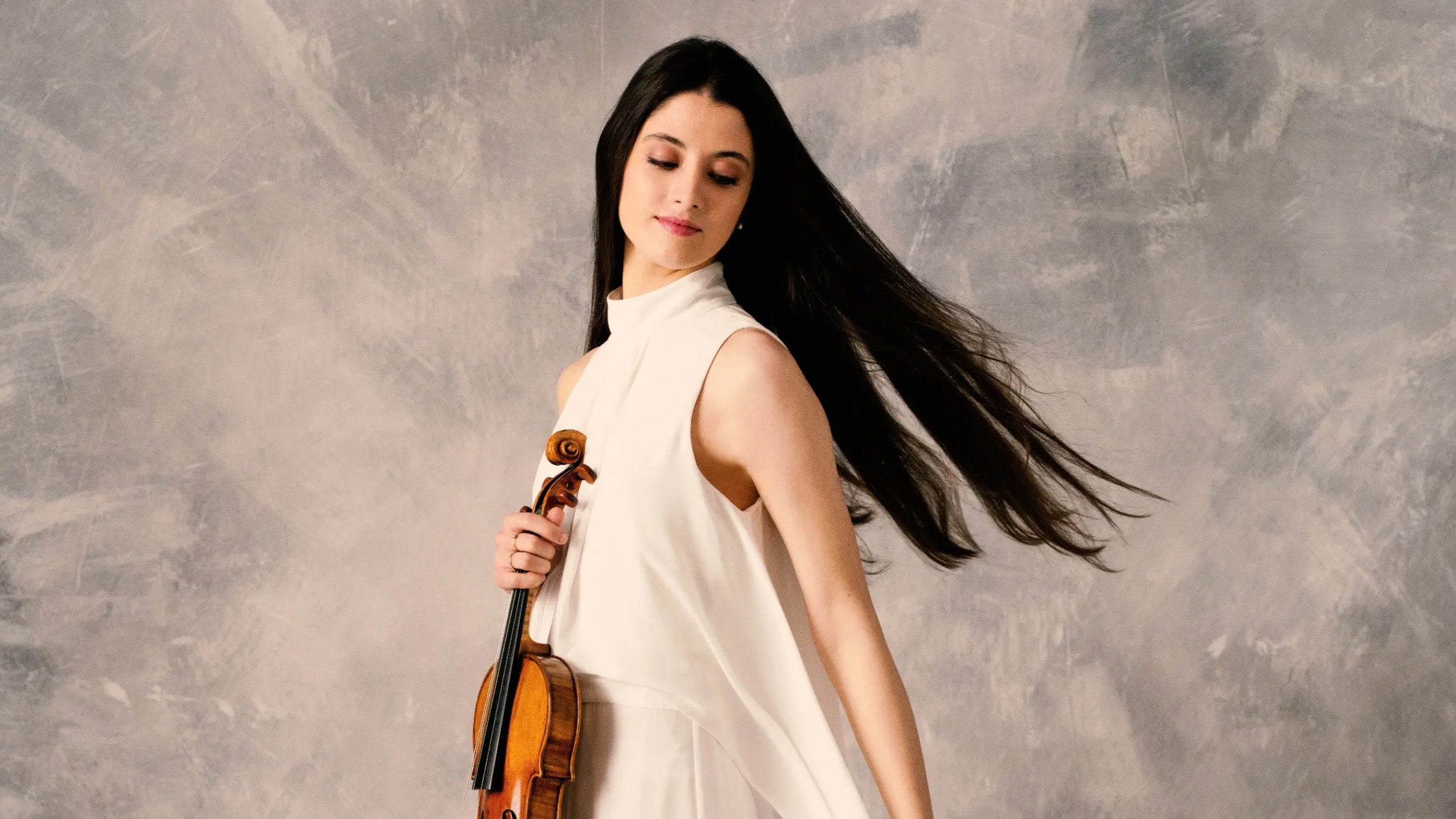 Camerata Salzburg con María Dueñas, violín Gregory Ahss, violín y dir