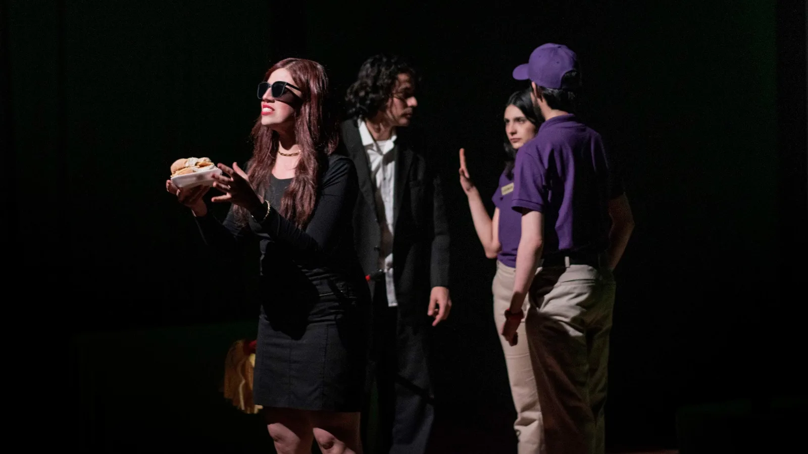 Compañía Teatral de la Heroica Ciudad de Pedrones, La casa de empeños