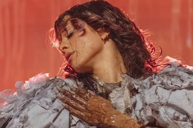Melanie Martinez – HADES: THE SACRIFICE | Logen-Seat