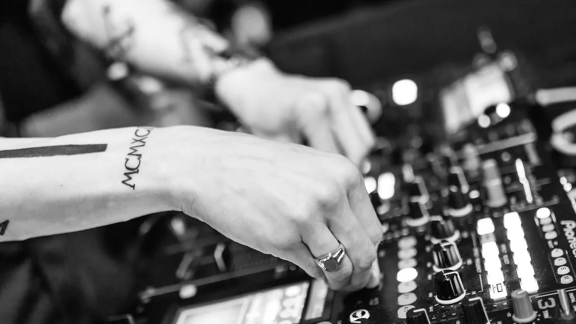 Sunnyside Sessions Presented by Corona Sunsets ft. Lee Foss, Keys N Krates, Dames House