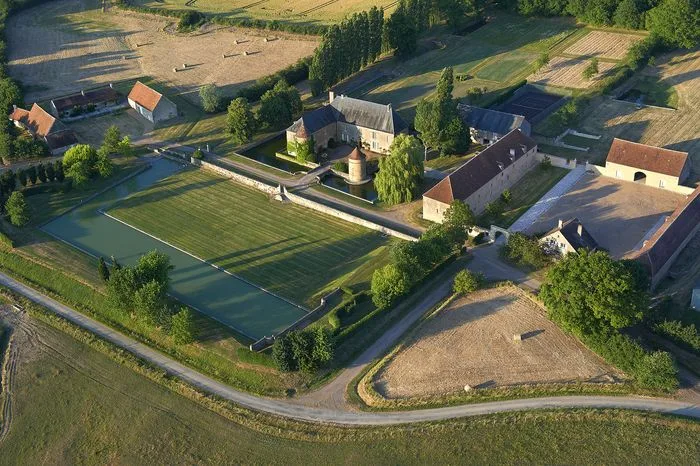 Visite guidée commentée du château de Romenay