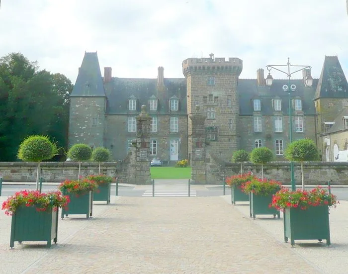 Visite libre de la tour du château