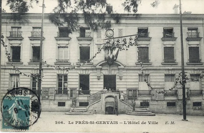 Exposition "Domaine je fus, mairie je suis"