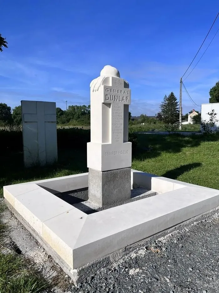 Découverte de la Borne Sacrée