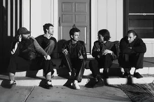 The Neighbourhood: THE WOURLD TOUR