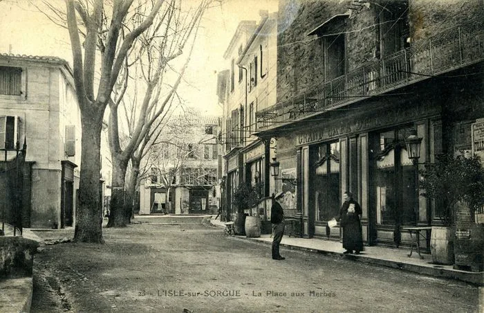 Visite-atelier pour les scolaires « Cartes postales d’hier, architecture d’aujourd’hui »