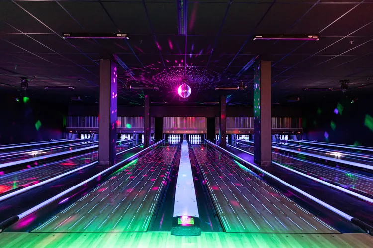 Extreme Bowling