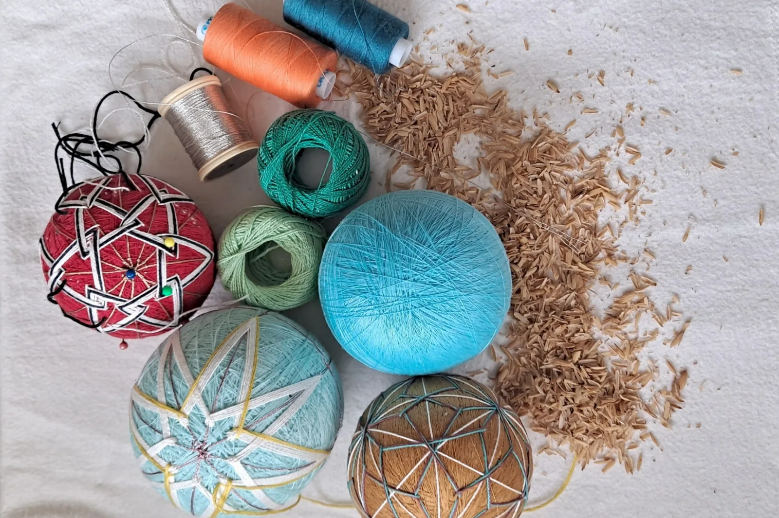 Temari-työpaja -työpaja lapselle ja aikuiselle