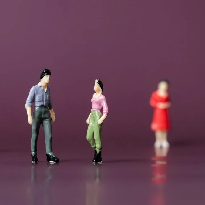Philosophical Social Game: Choosing a Better Society