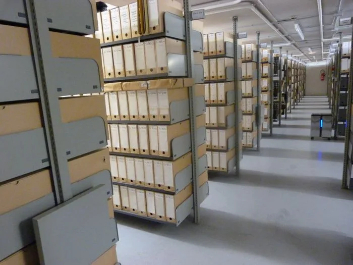 L'envers du décor, visite découverte des Archives de Rennes
