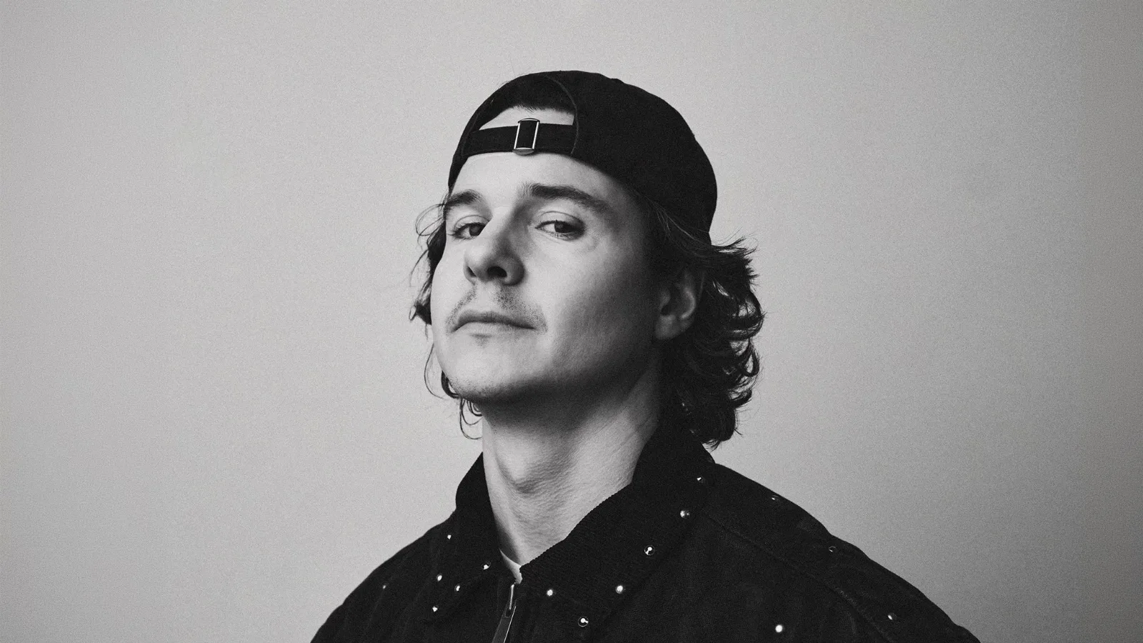 LUKAS GRAHAM