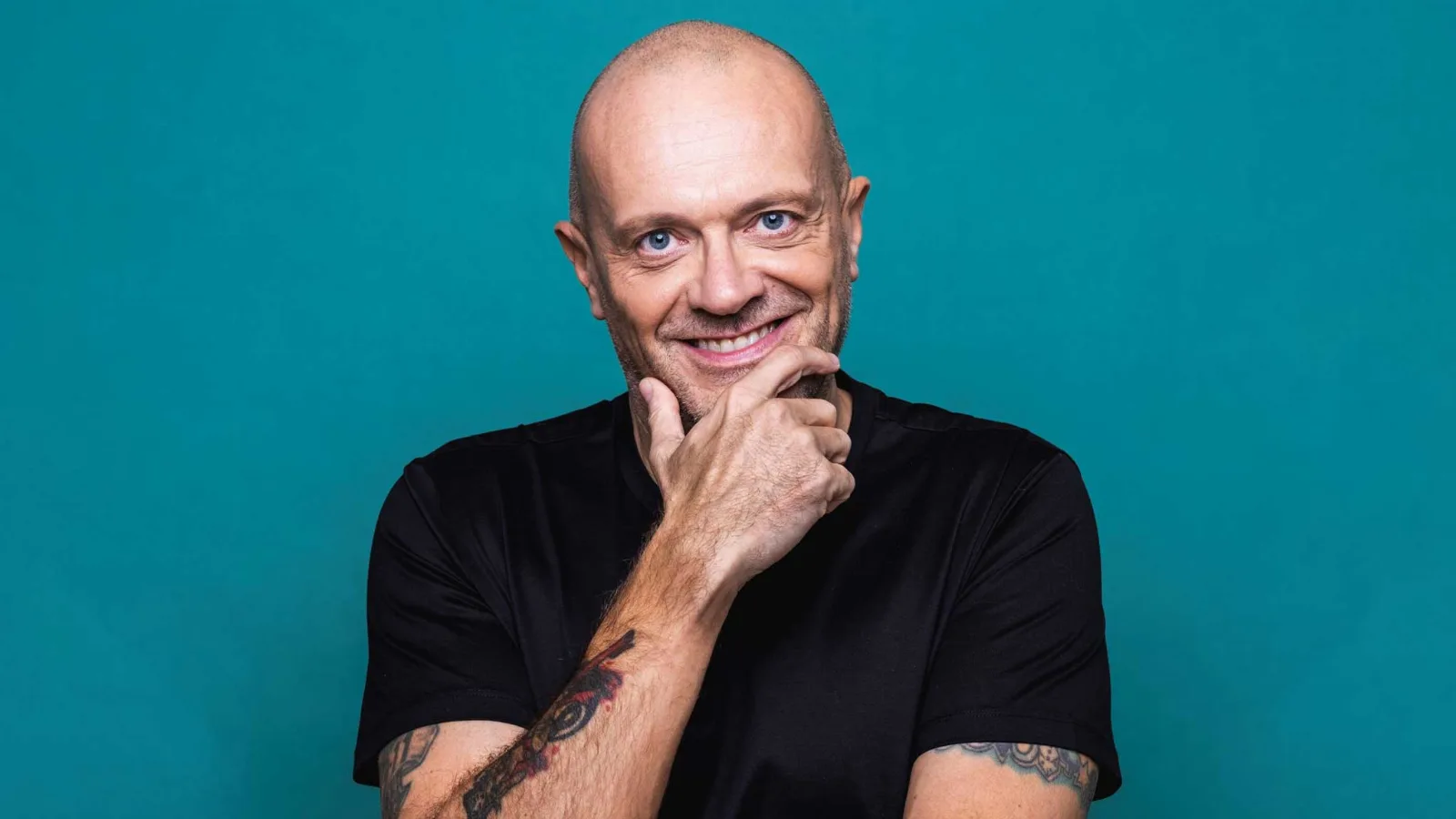 MAX FOREVER | STESSA STORIA, STESSO POSTO, STESSO BAR