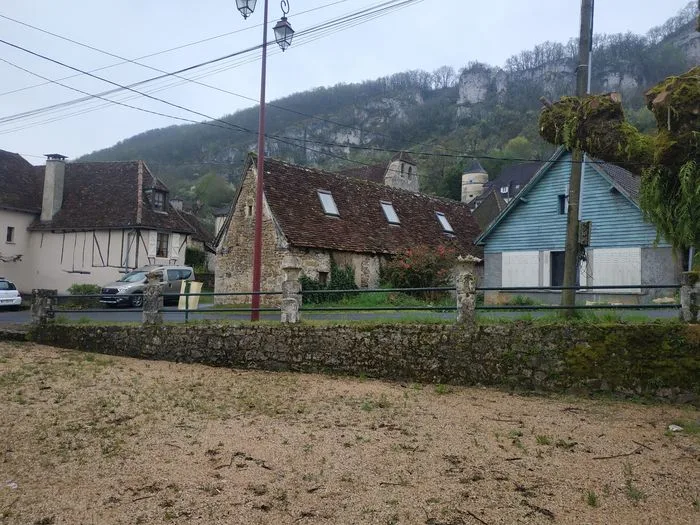 Découverte de l'épicerie de Louisa